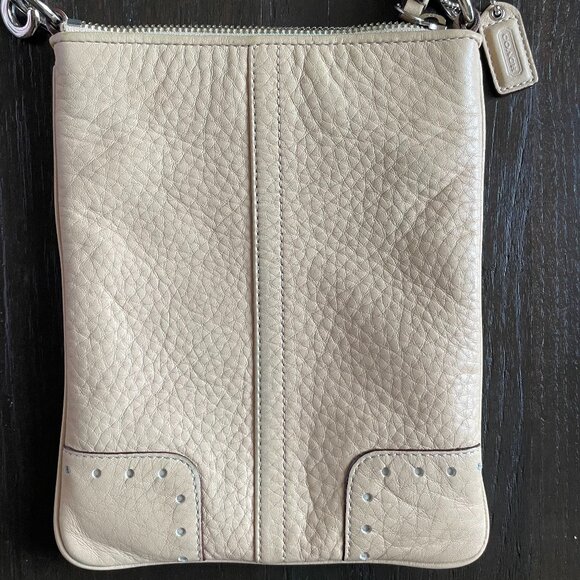 Coach Swingpack Crossbody Messenger Bag No.L05S-9760 - Picture 8 of 15